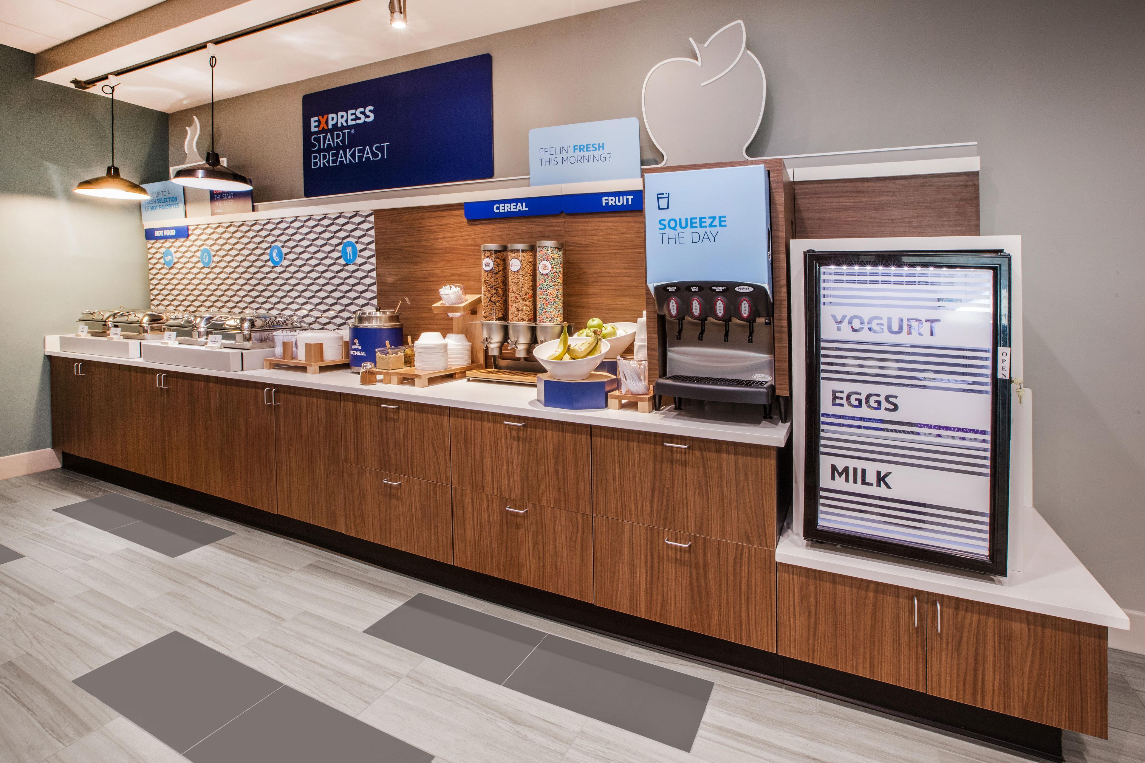 Holiday Inn Express & Suites - Auburn By Ihg Eksteriør billede