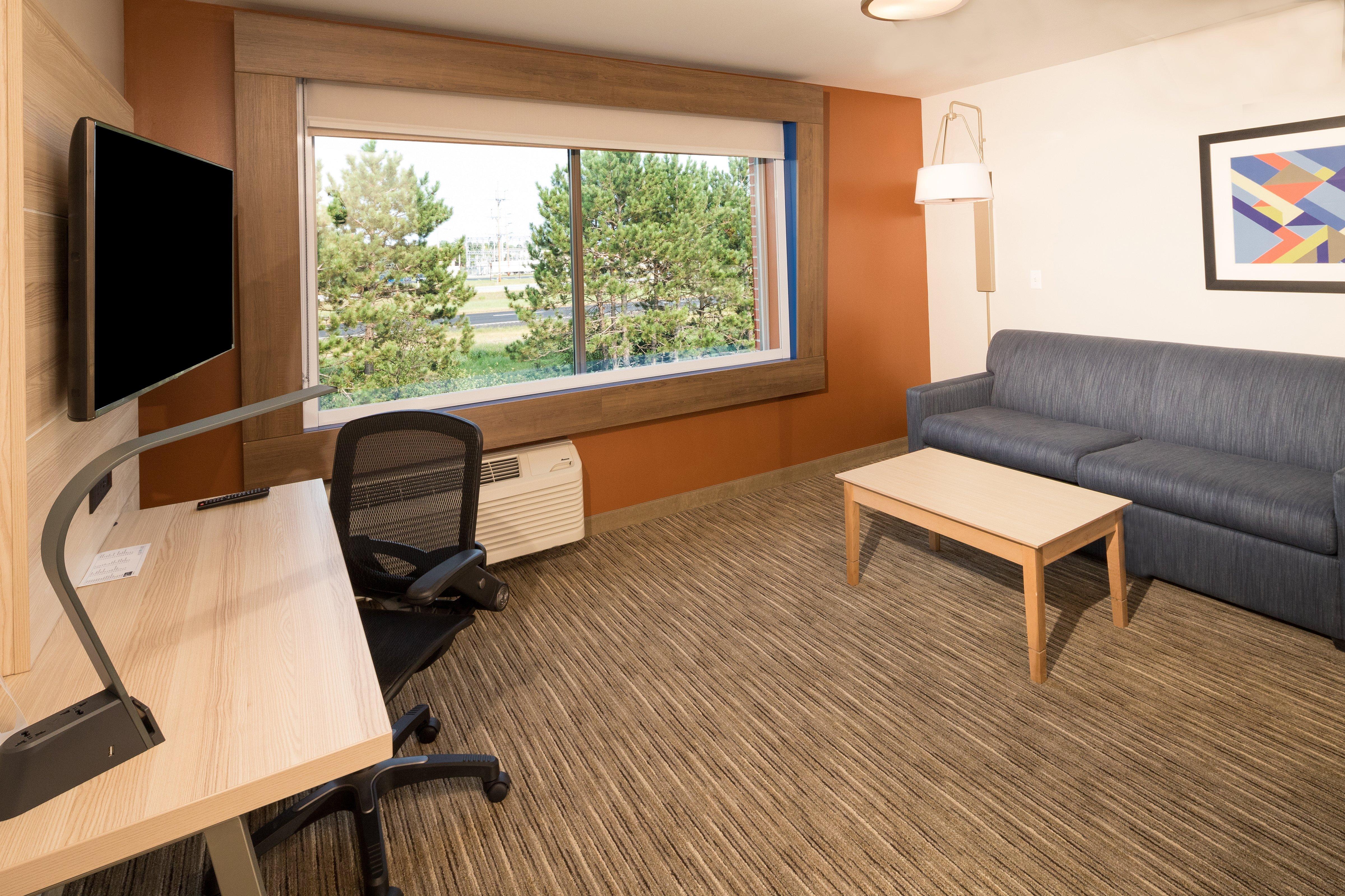 Holiday Inn Express & Suites - Auburn By Ihg Eksteriør billede